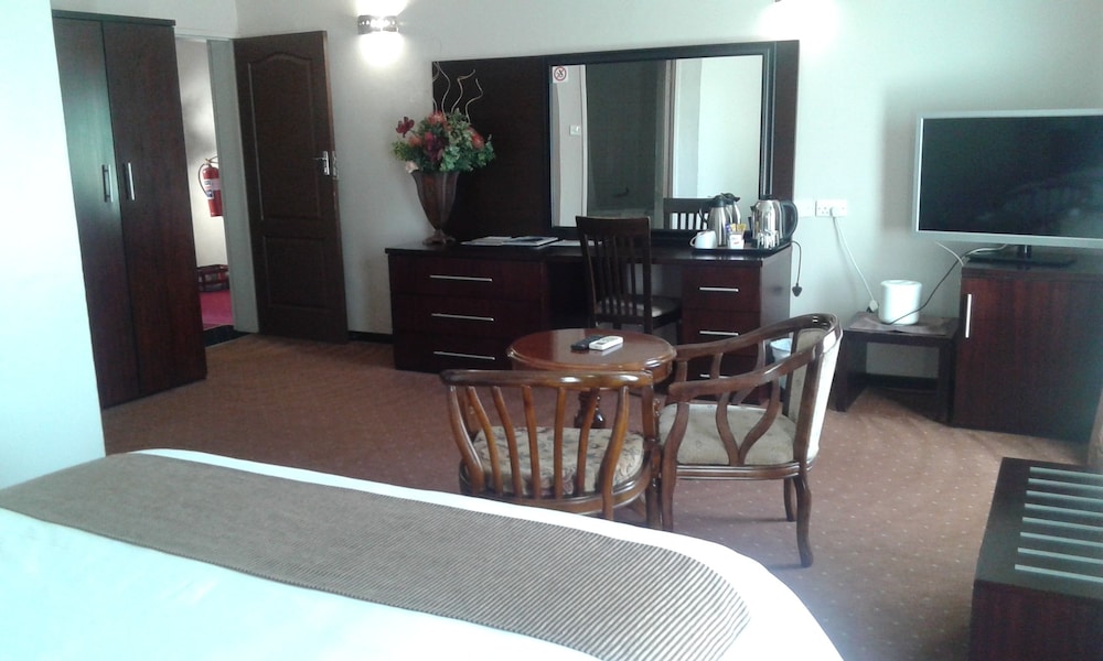 Adansonia Hotel 15/34