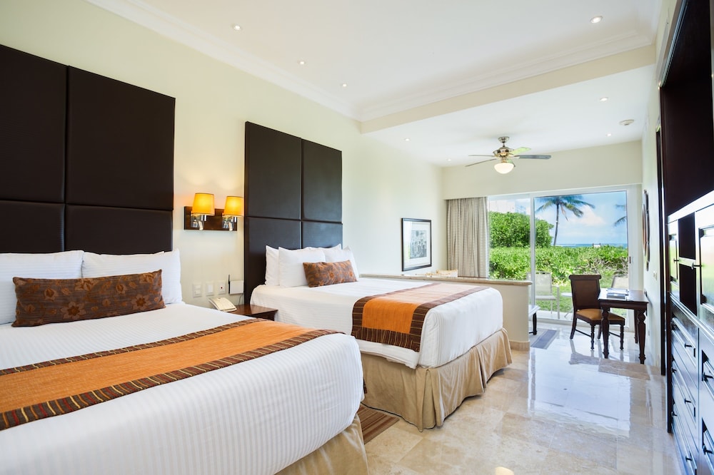 Dreams Tulum Resort Spa All Inclusive 11/70