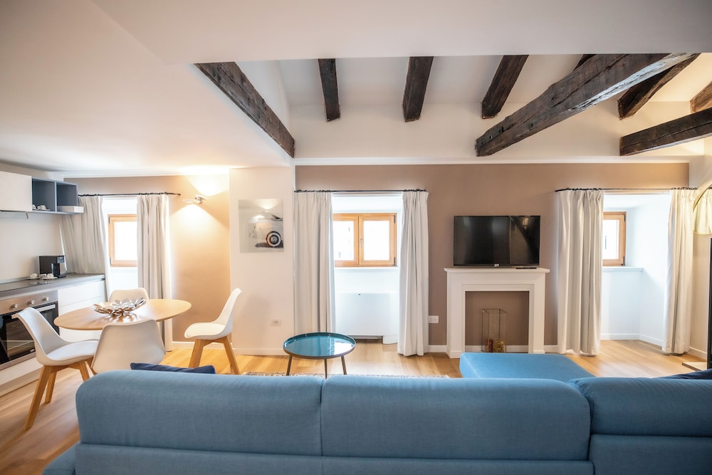 Hotel Duchi Vis A Vis 45/62