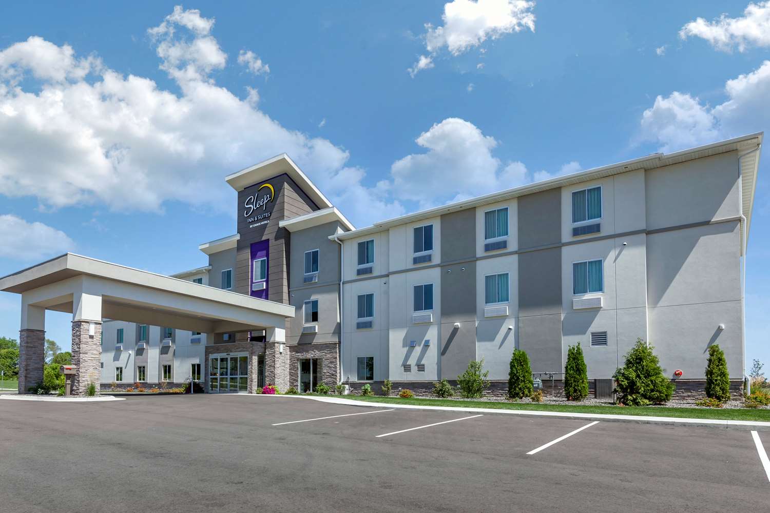 Sleep Inn and Suites Lancaster-Platteville 21/22