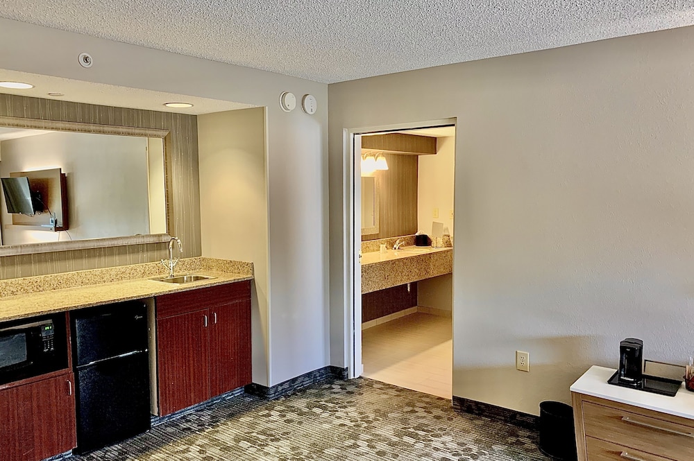 Courtyard By Marriott Harrisonburg 10/41