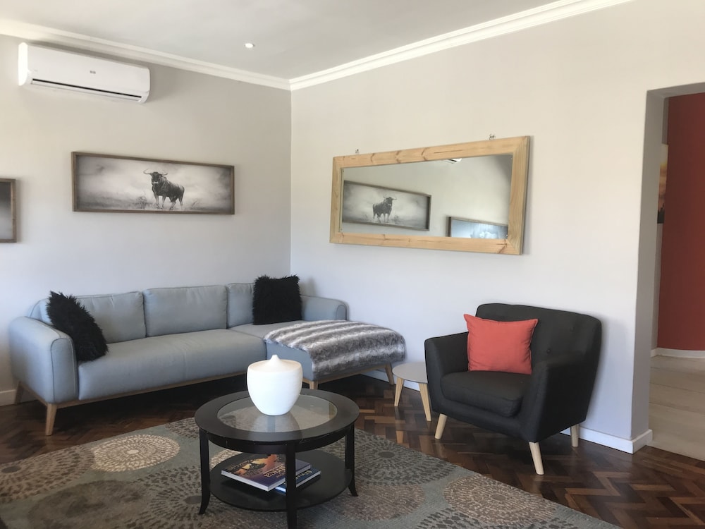 Lauradale Accommodation 25/50