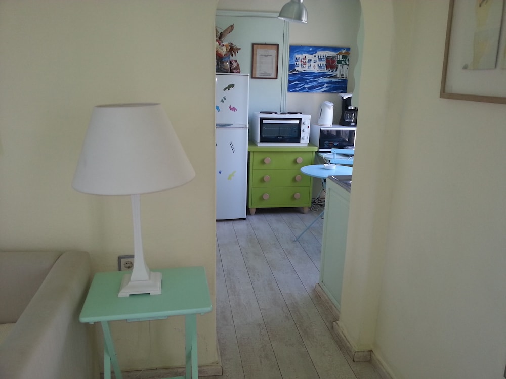 Rania Apartments Studios & Suites 11/50