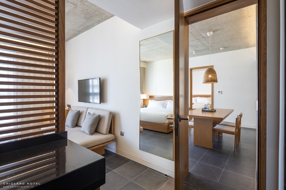 Chicland Da Nang Beach Hotel 46/72