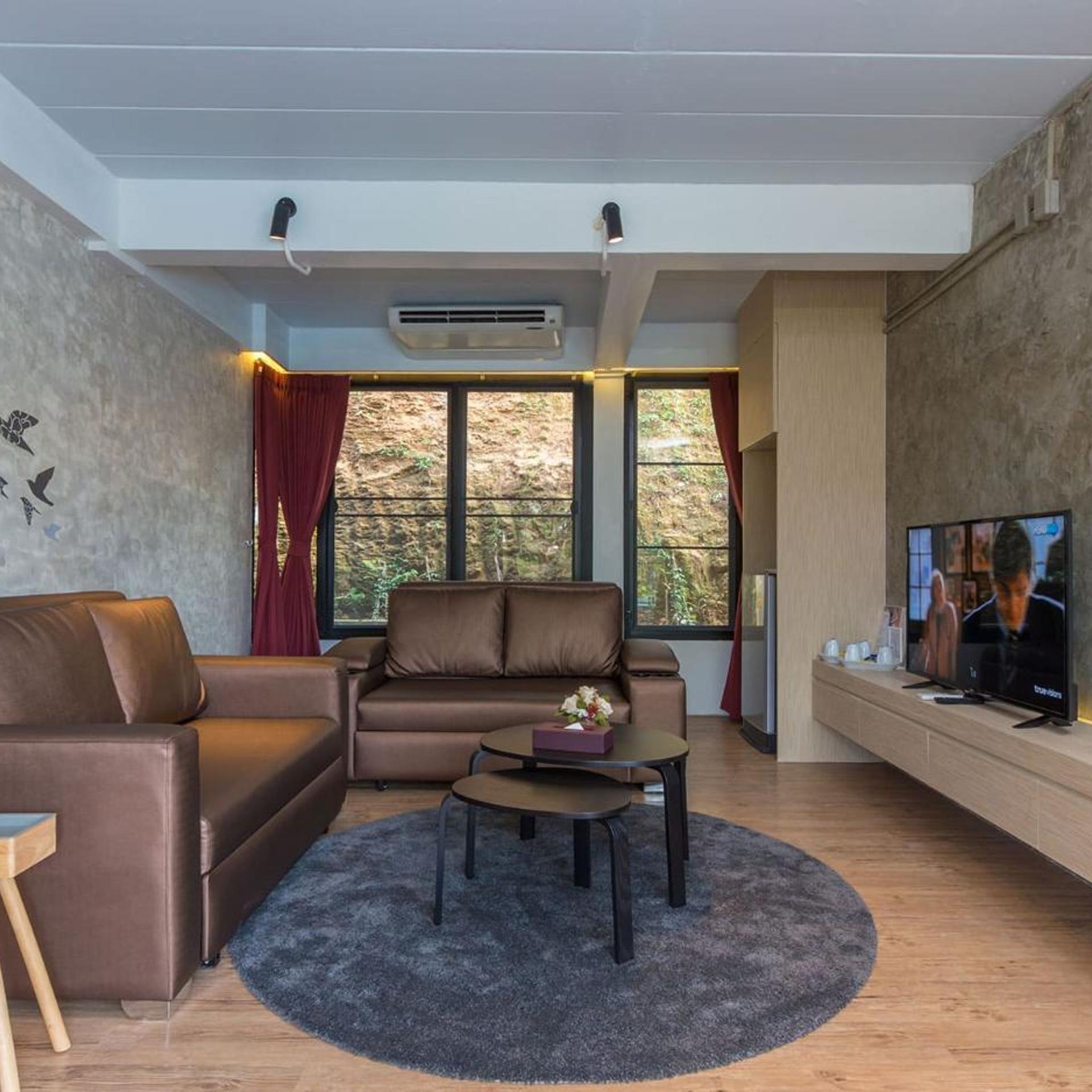 Veravian Resort 30/48