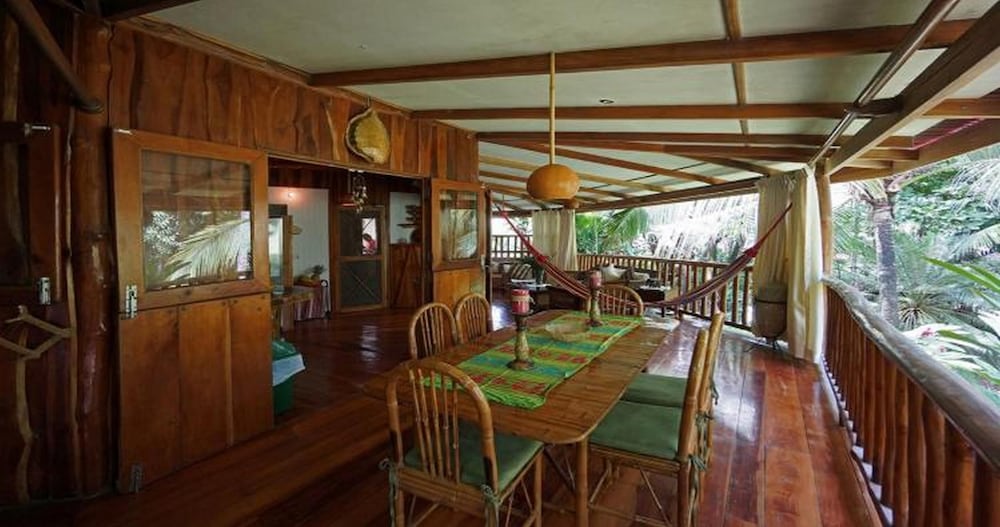 Tropico Latino Hotel 50/74