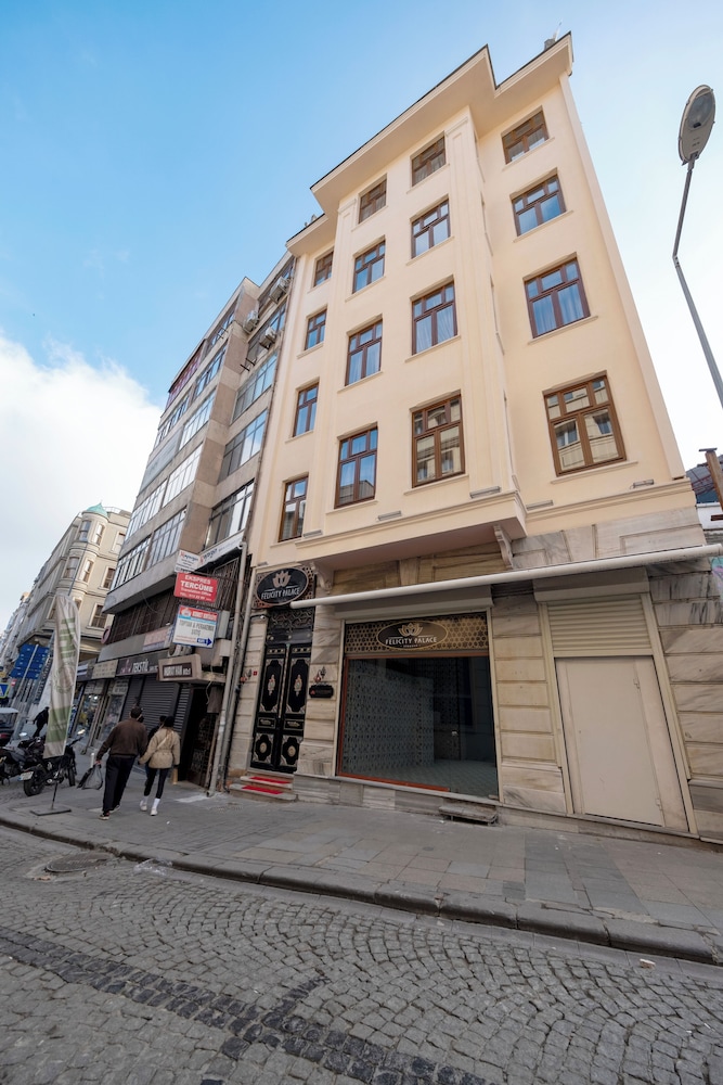 Felicity Palace Sirkeci 10/47