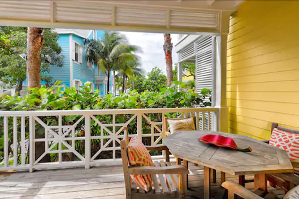 Valentines Resort &amp; Marina 48/66