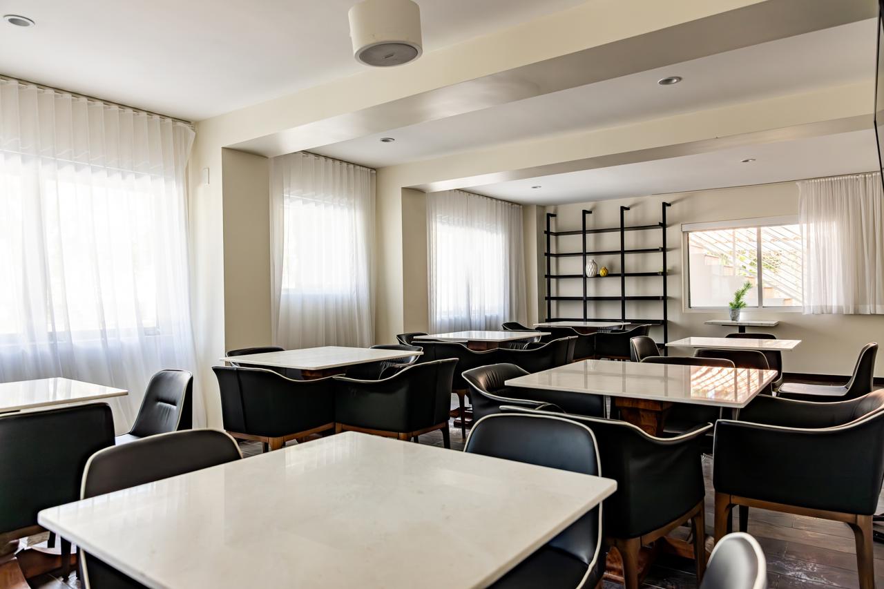 Kenmore Village Hotel, South Beach 32/43