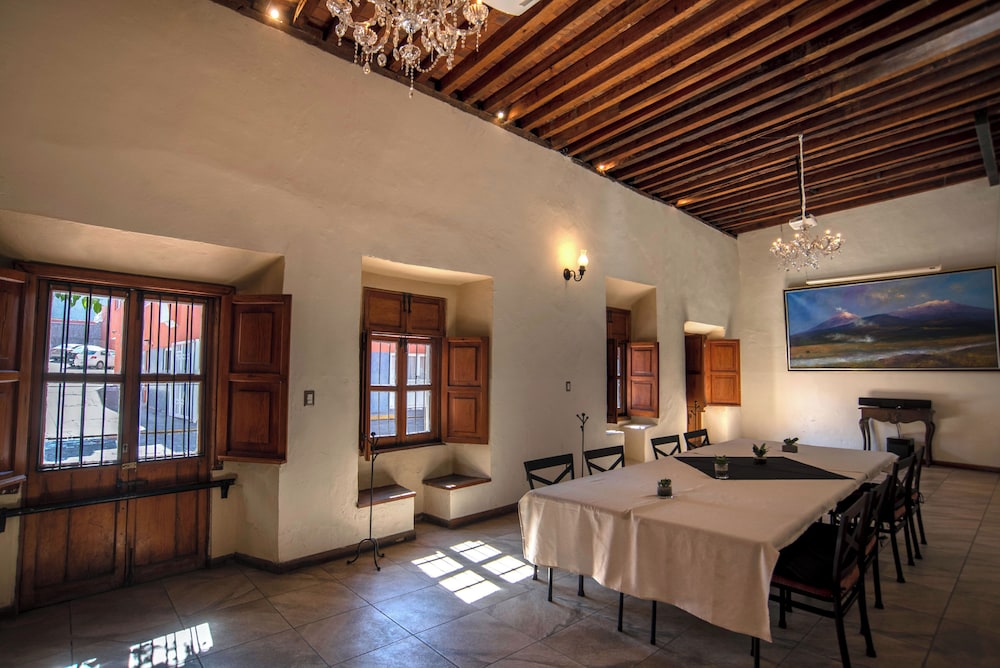 Meson de La Merced Hotel And Suites 23/38
