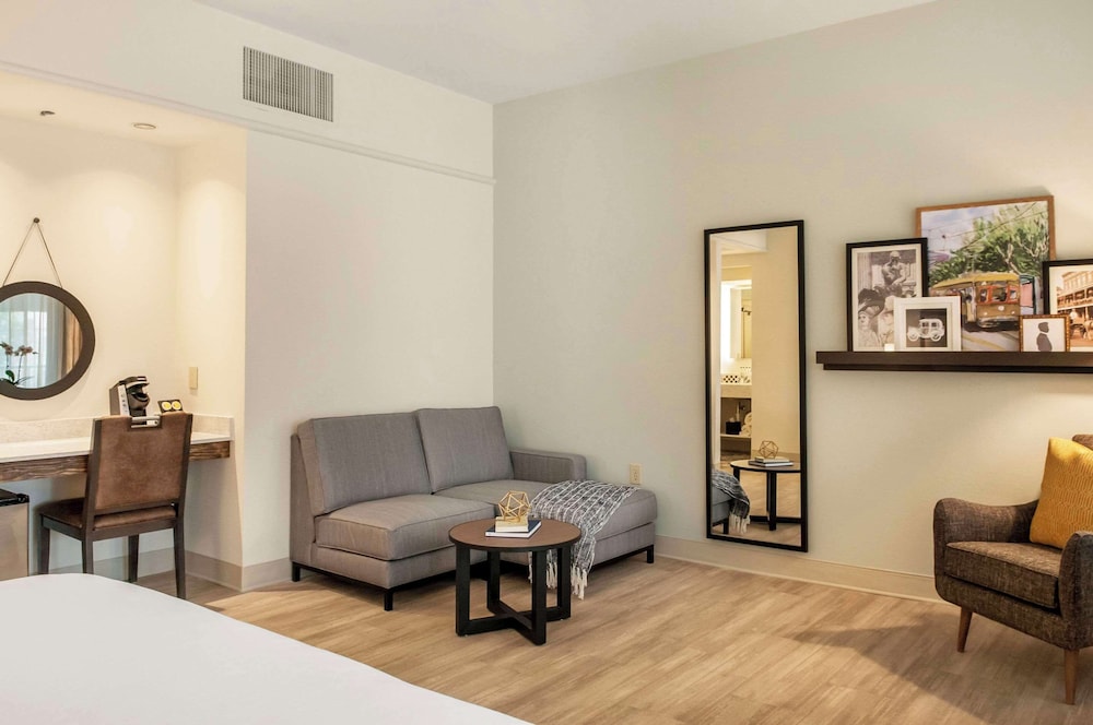 St Charles Coach House, Ascend Hotel Collection 46/69