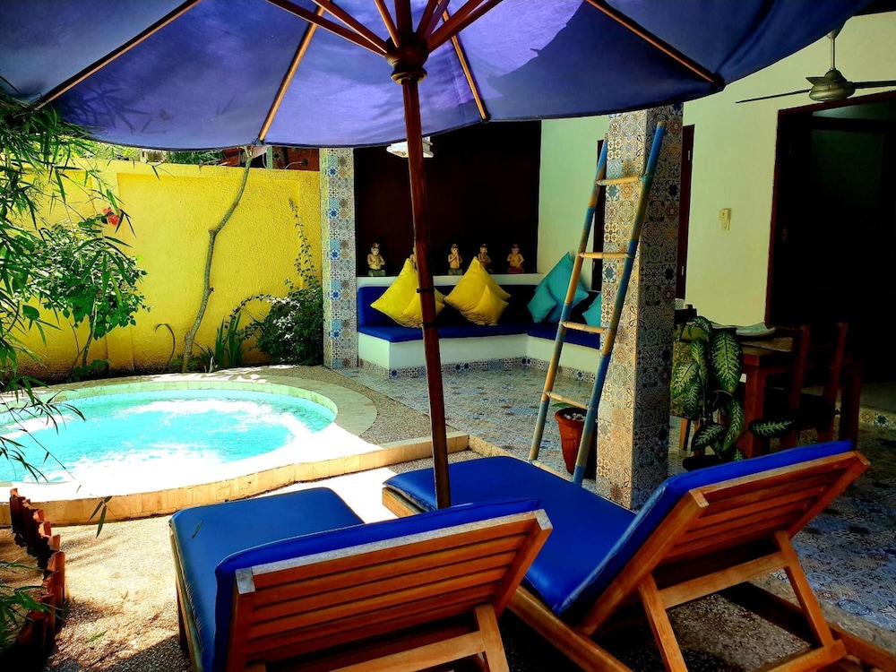 Cinta Cottages 20/44