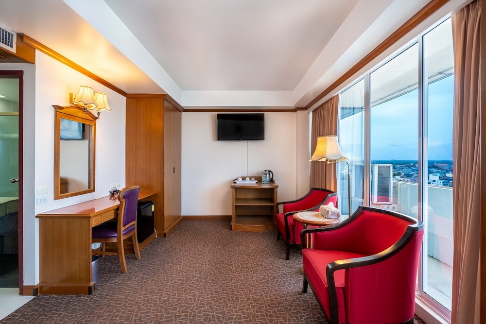 V L Hatyai Hotel 49/65