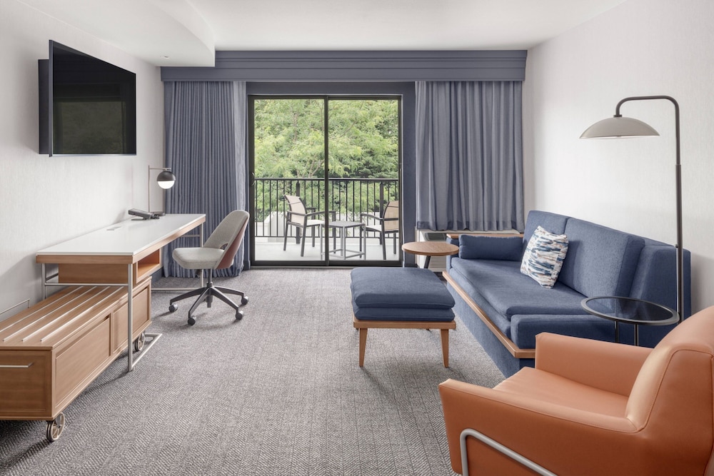Courtyard by Marriott Portland Airport 31/52