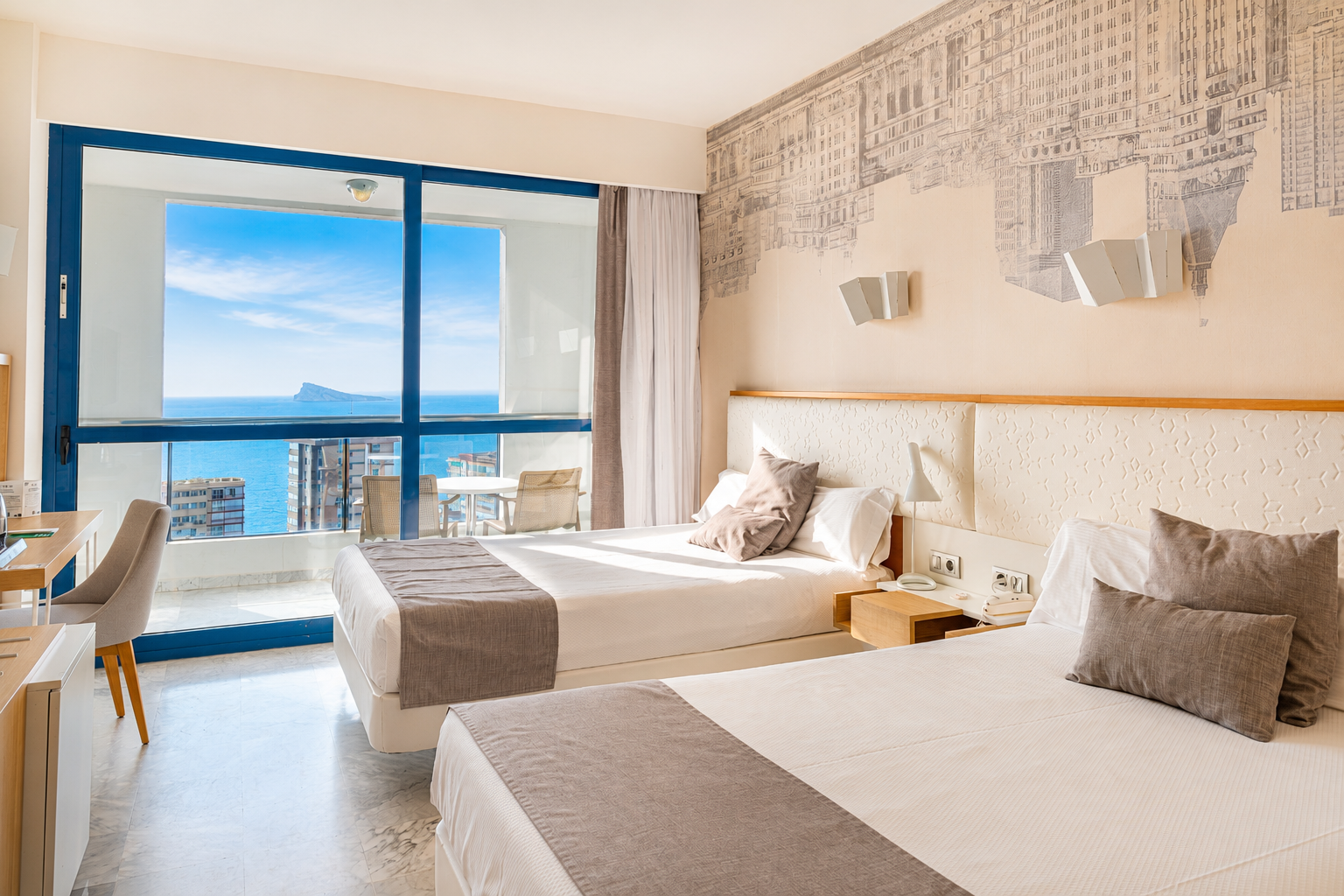 Deluxe, Double or Twin Bed