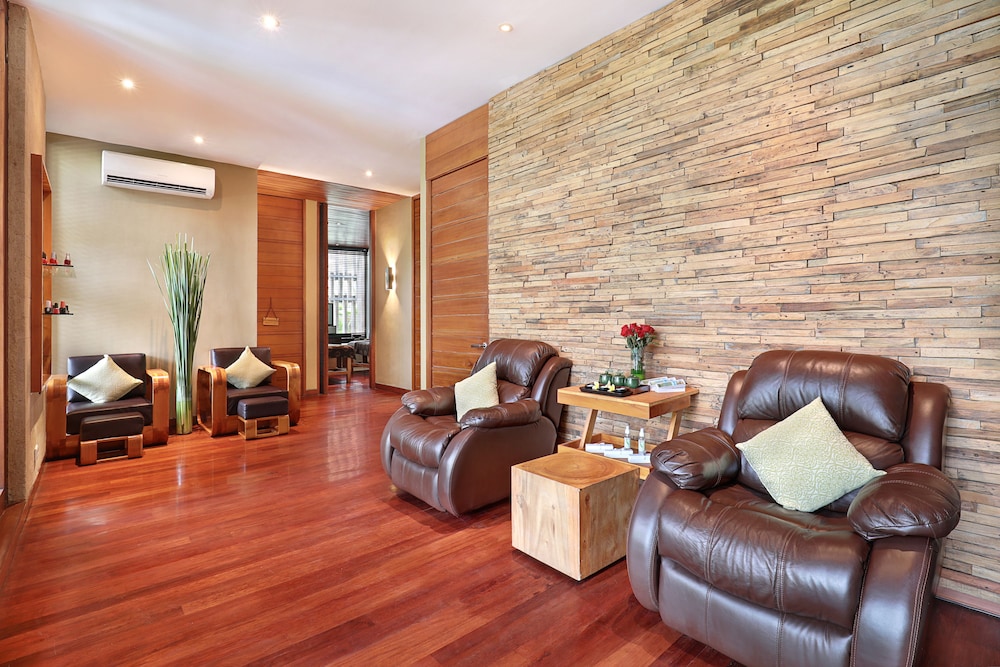 The Elysian Boutique Villa Hotel 20/50