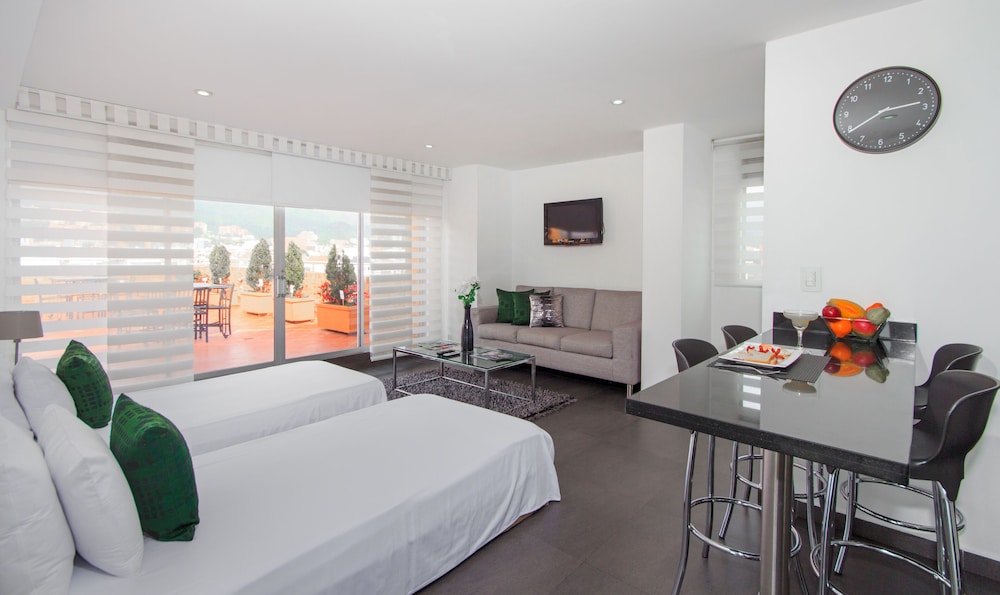122 Plaza Apartahotel 19/56