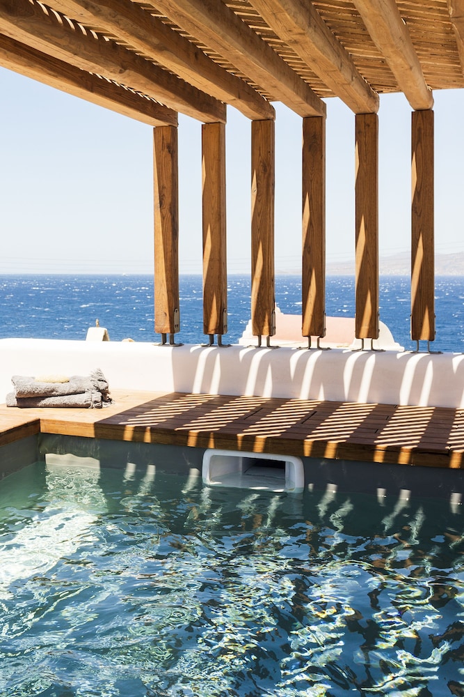 Mykonos Soul Luxury Suites 46/50