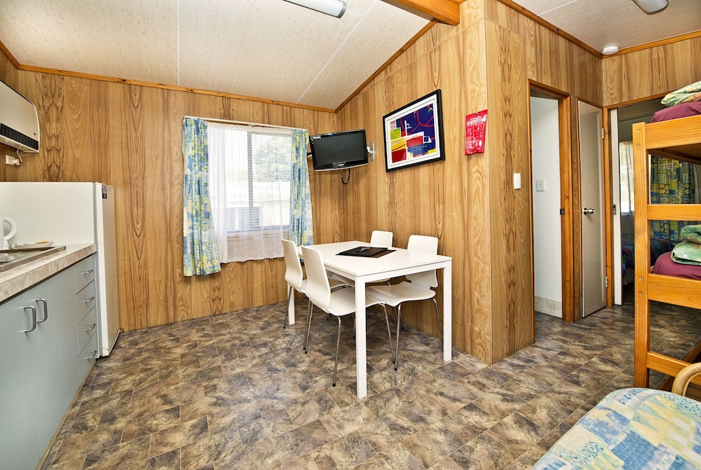 Albany Holiday Park 18/18