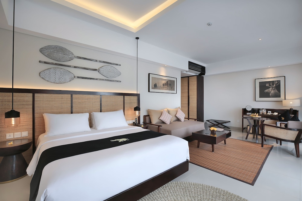 Sanctoo Suites And Villas 31/76