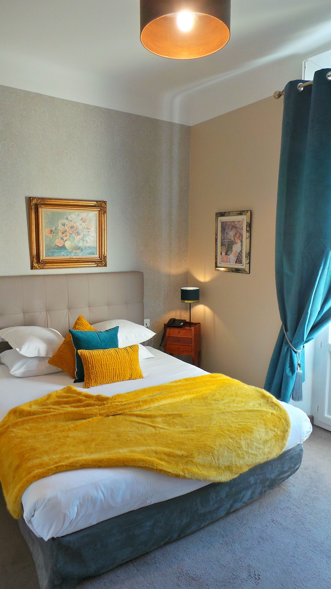 COMFORT, DOUBLE BED, COURTYARD VIEW