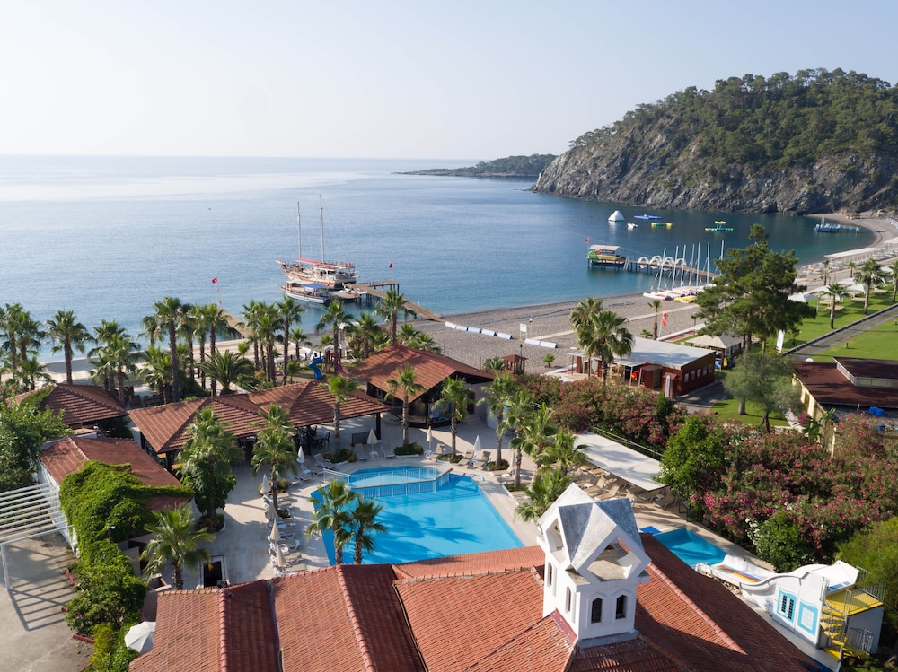 Club Akman Beach Hotel 49/50