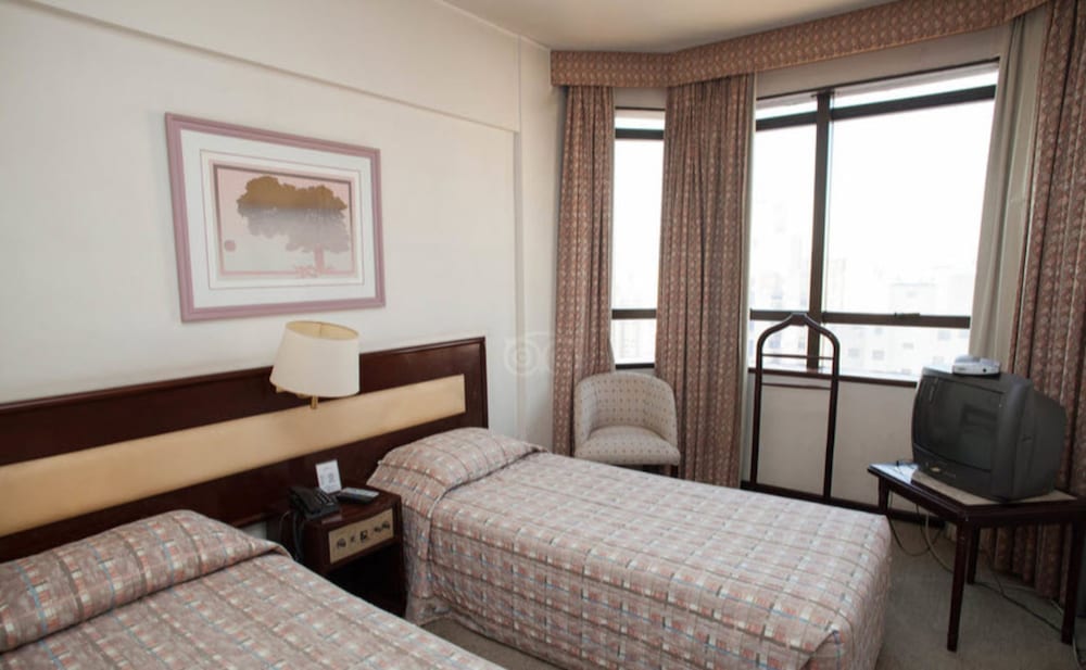 L HIRONDELLE APART HOTEL 11/32