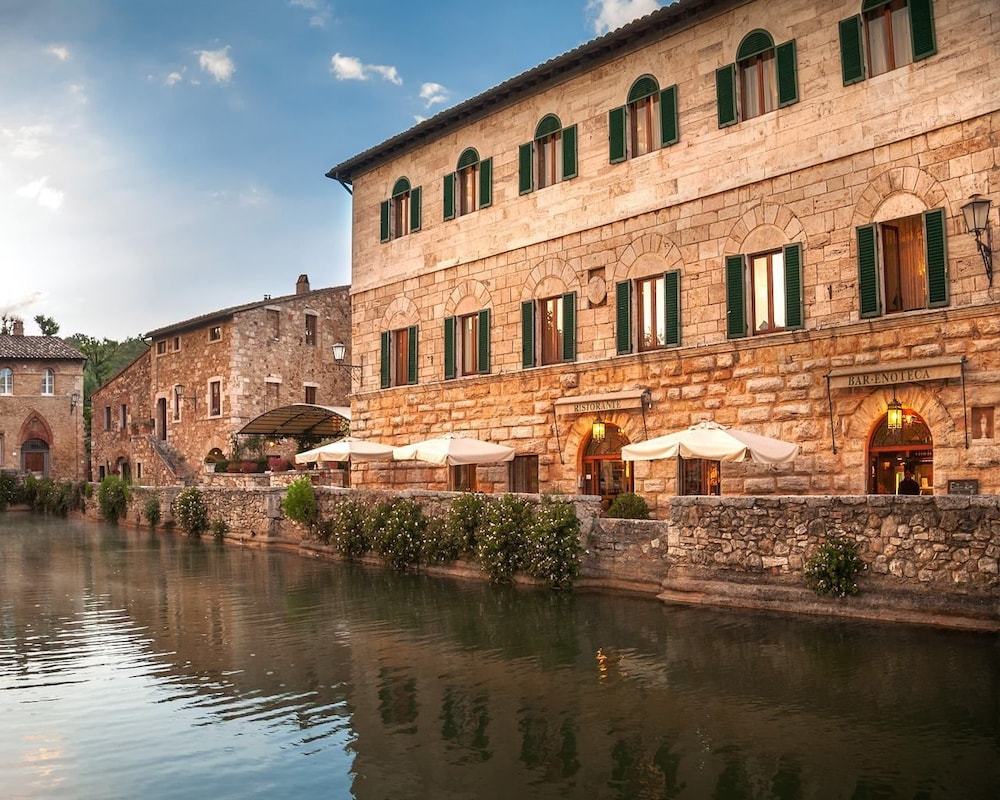 ALBERGO LE TERME 61/68