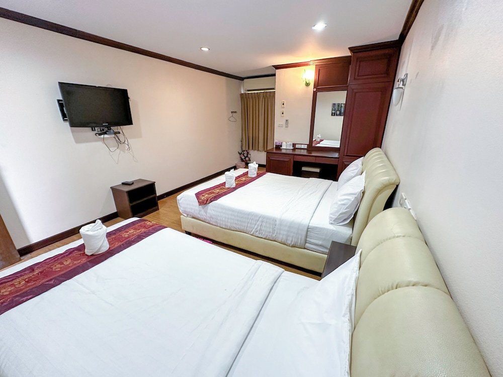 Baiboon Grand Hotel 7/26