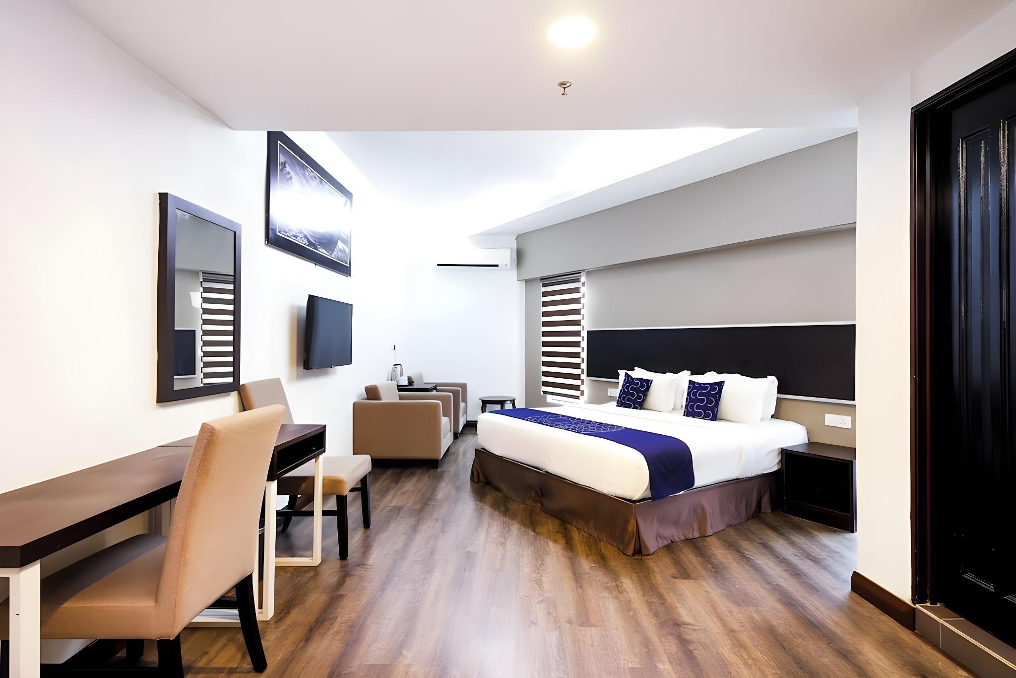 Suite, City View, Jetted Tub, Bathtub