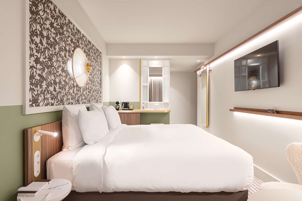 غرفة سوبيريور بسرير كوين، Hotel Yac Paris Clichy, a member of Radisson Individuals 4/9
