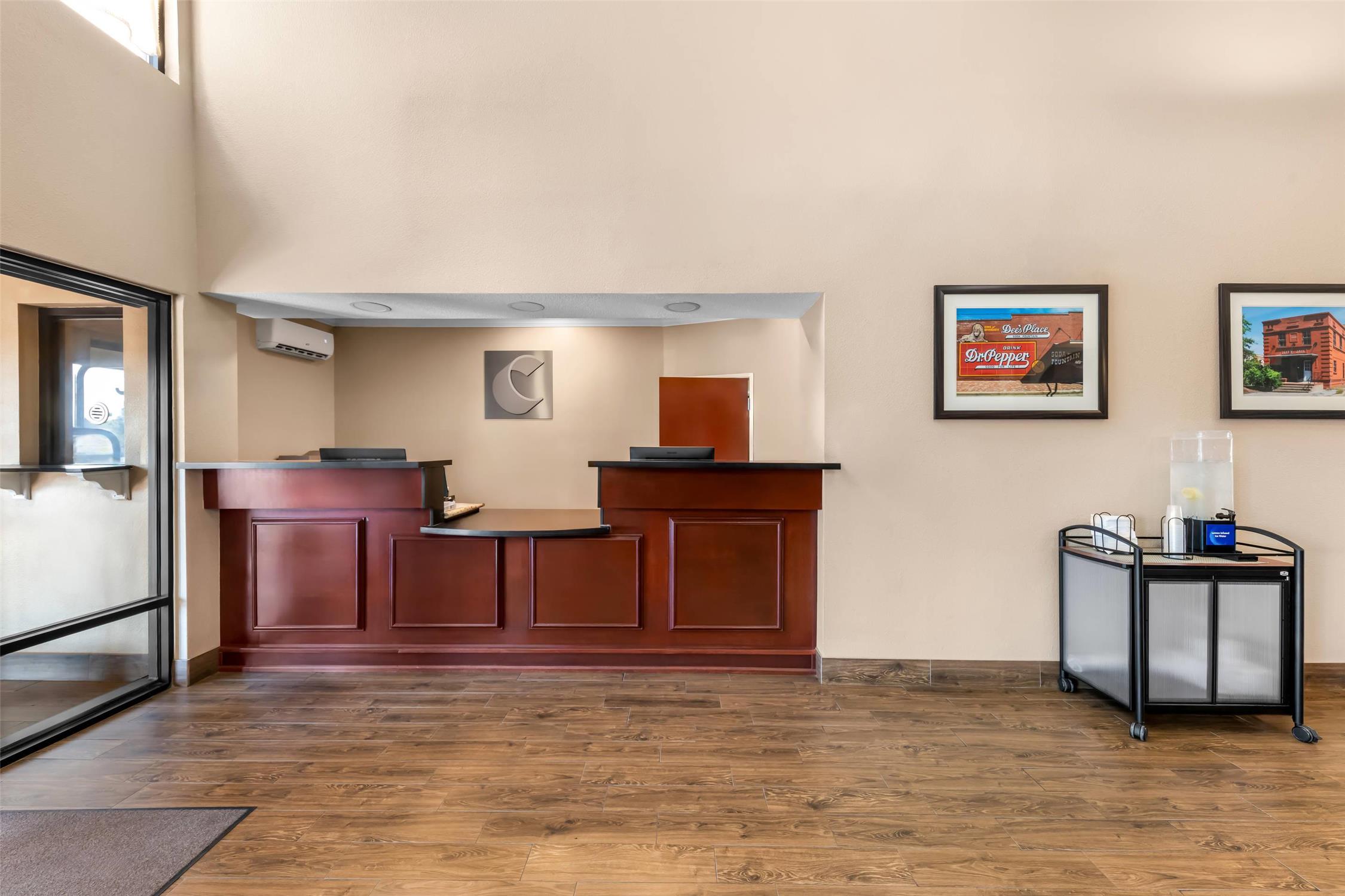 Comfort Inn Corsicana East 9/50