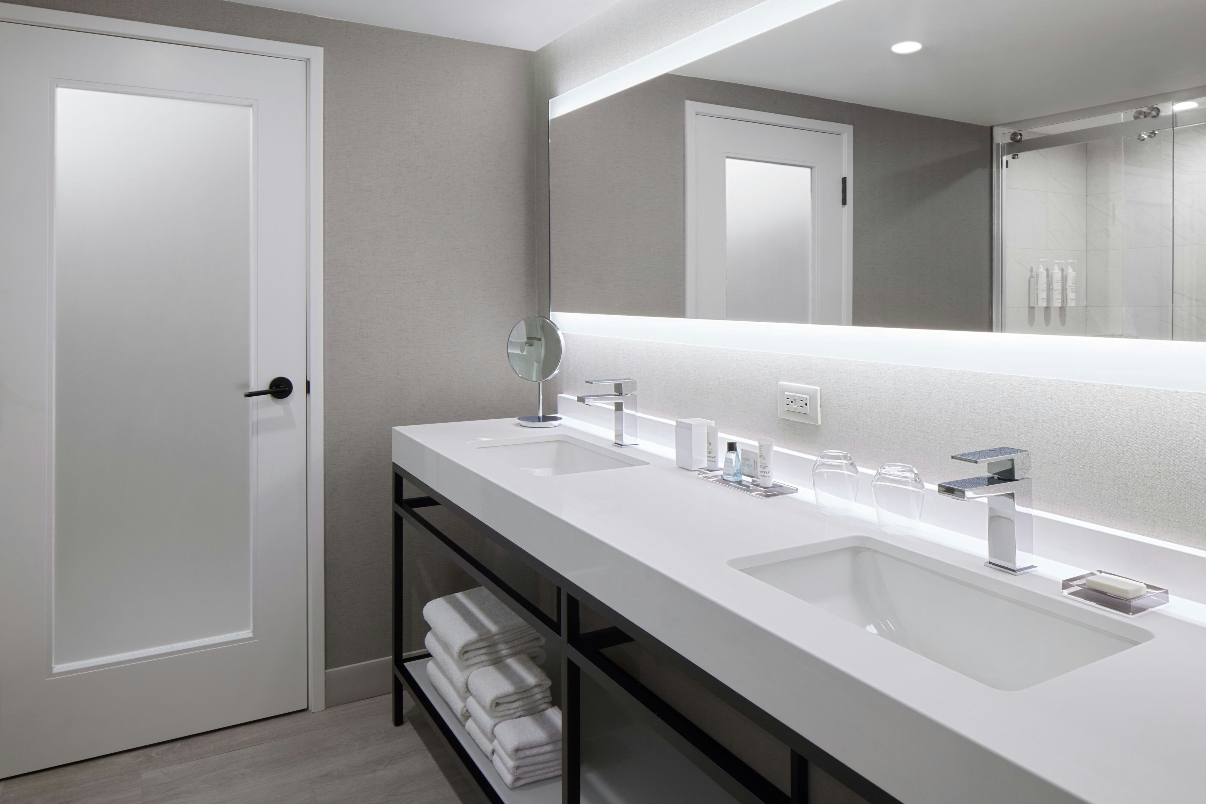 غرفة، Toronto Airport Marriott 4/10