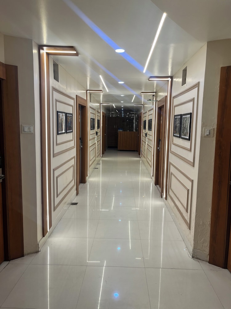 Ashoka Residency Hotel 31/50
