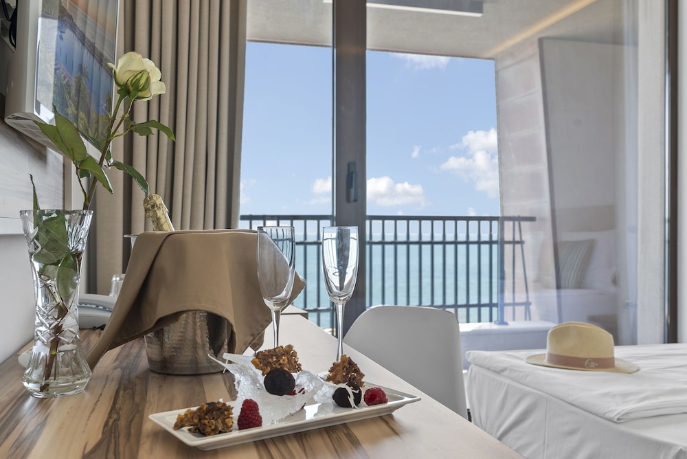 HVD Hotel Nympha Riviera Holiday Club Adults Only 18 26/45