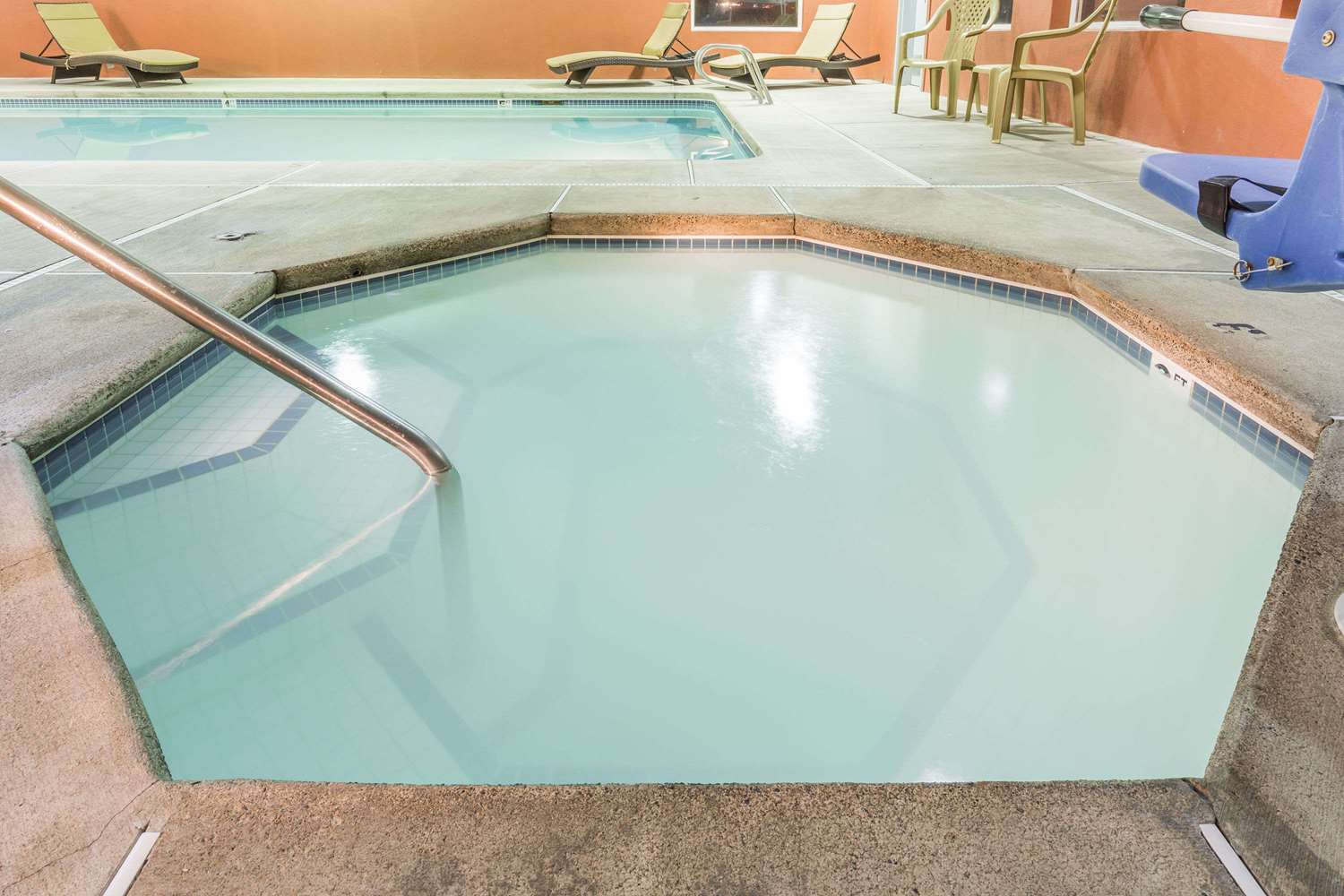 Super 8 By Wyndham Roseburg 18/33