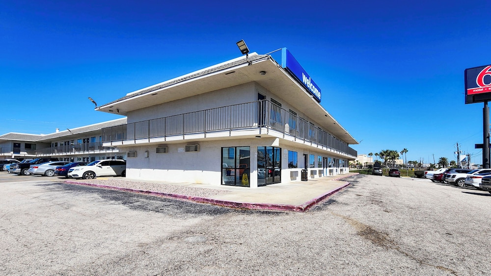 Motel6 Galveston, TX 45/59