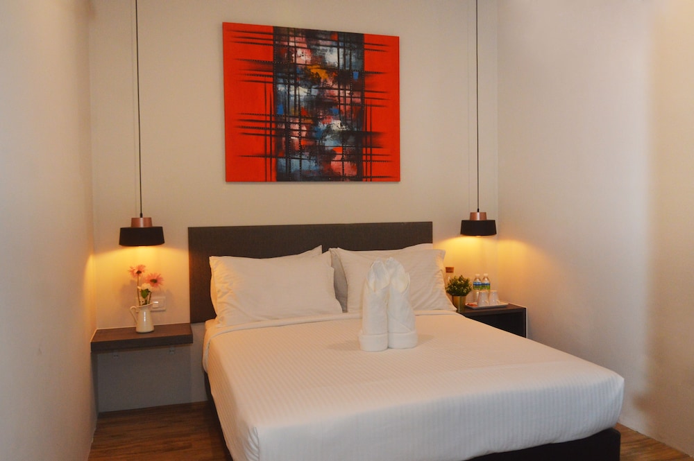De Luna Hotel Sri Petaling 12/17