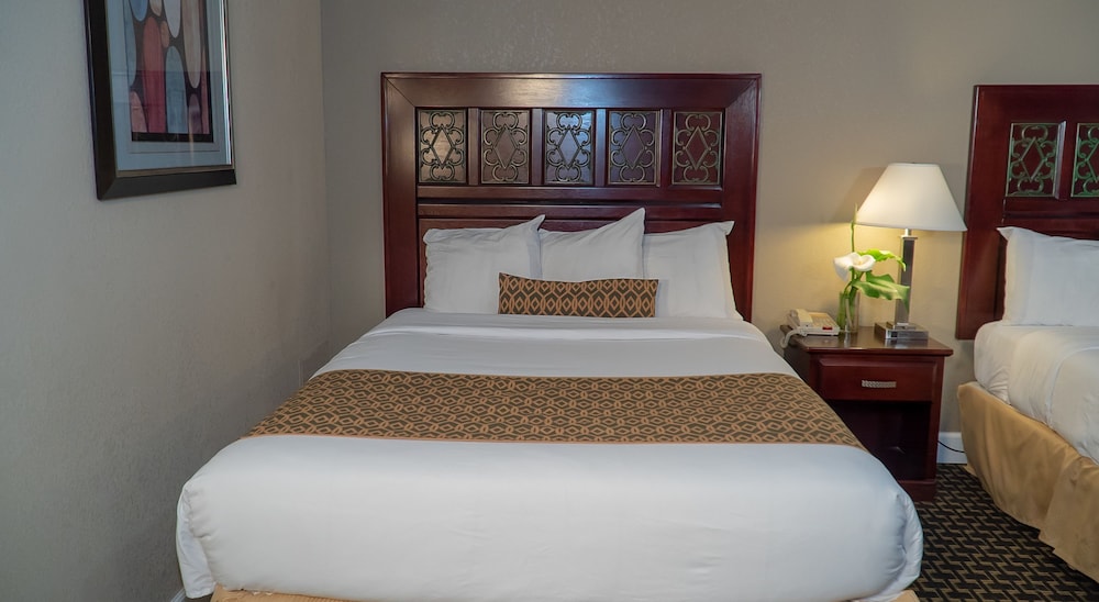 Sea Breeze Inn 12/64