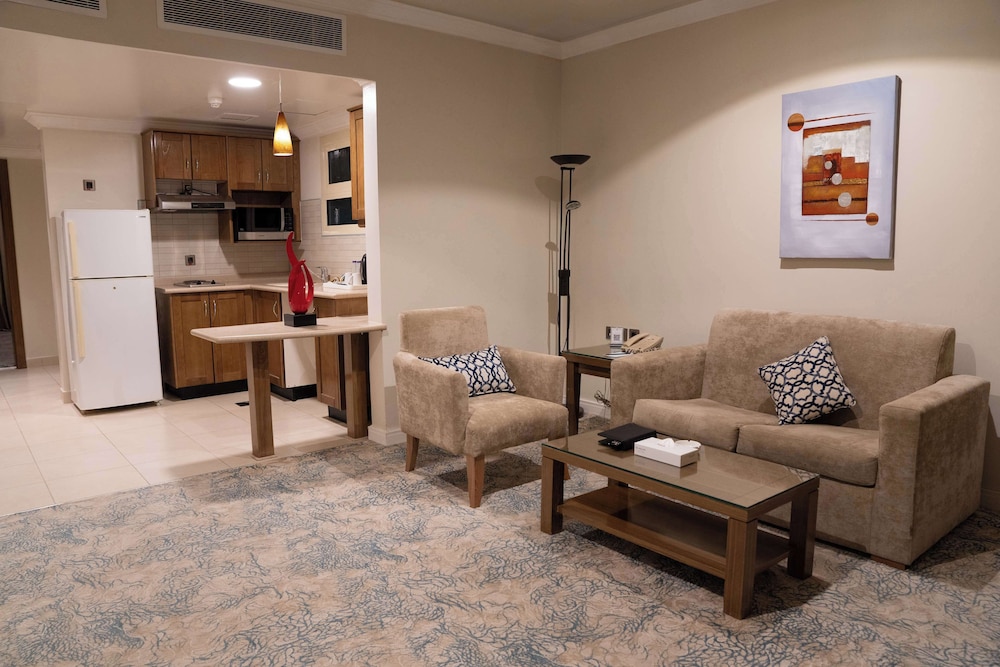 جولدن تيوليب بريدة(Golden Tulip Buraidah Al Qassim Hotel) 29/50