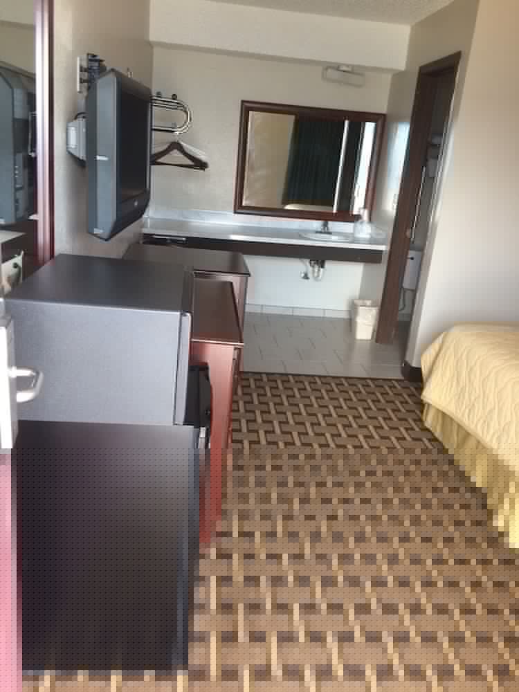 Relax Inn Henryetta 23/28