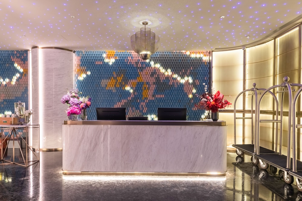 Imperial Traders Elong Hotel 11/66