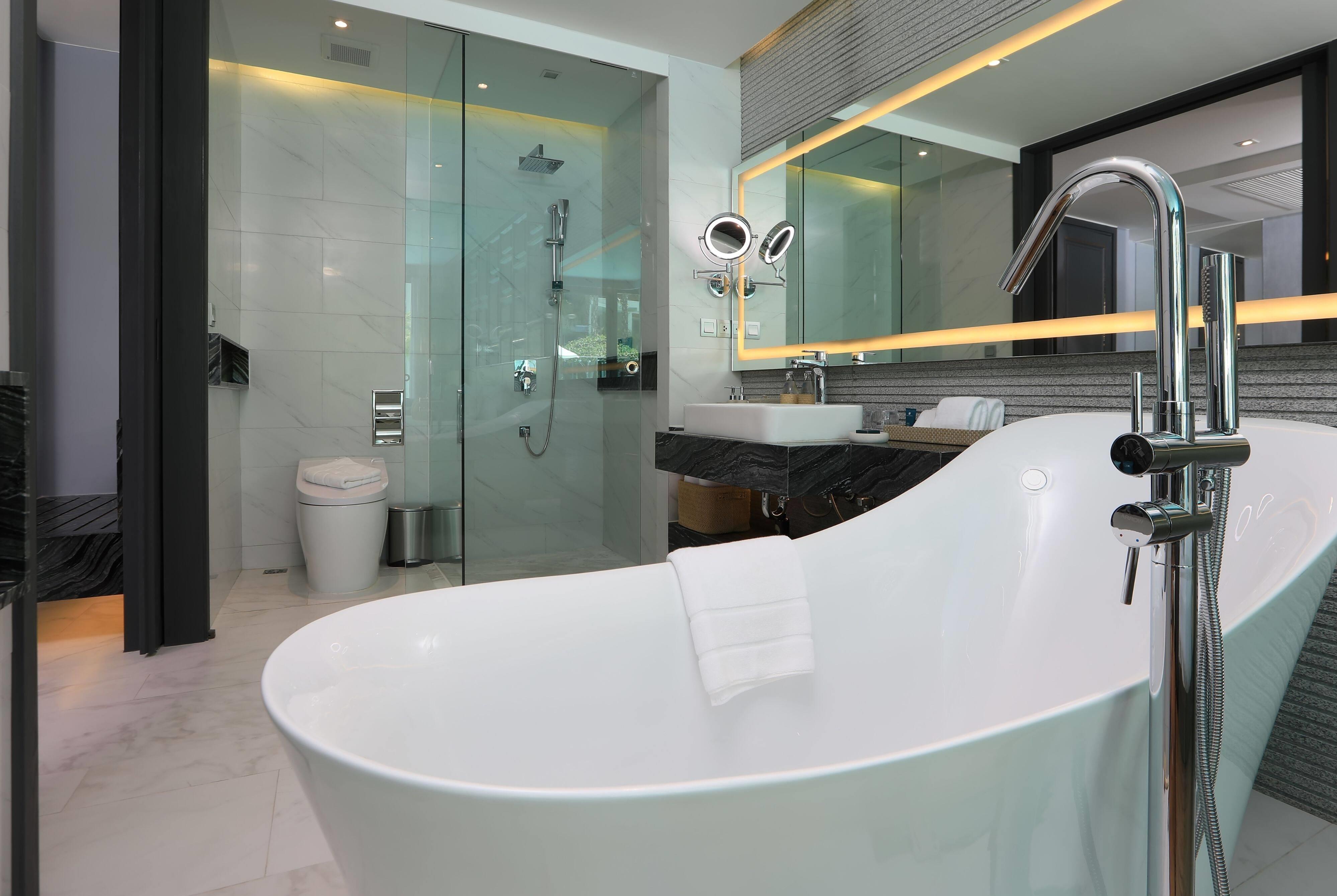 جناح، Wyndham Grand Nai Harn Beach Phuket 4/7