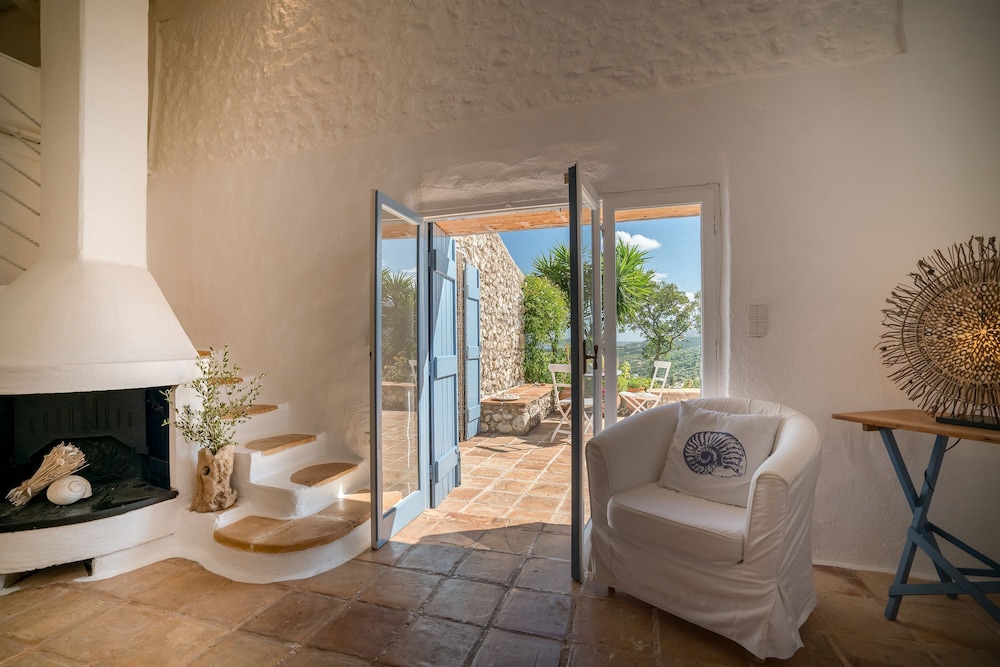 Askos Villa 15/35