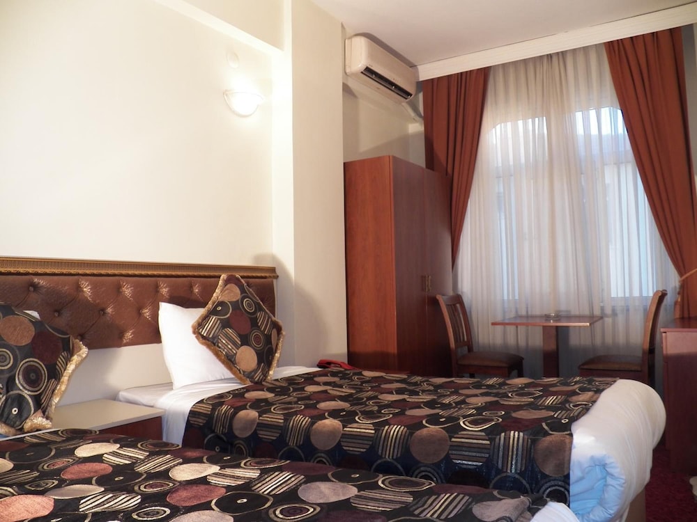 Topkapi Sabena Hotel 30/70