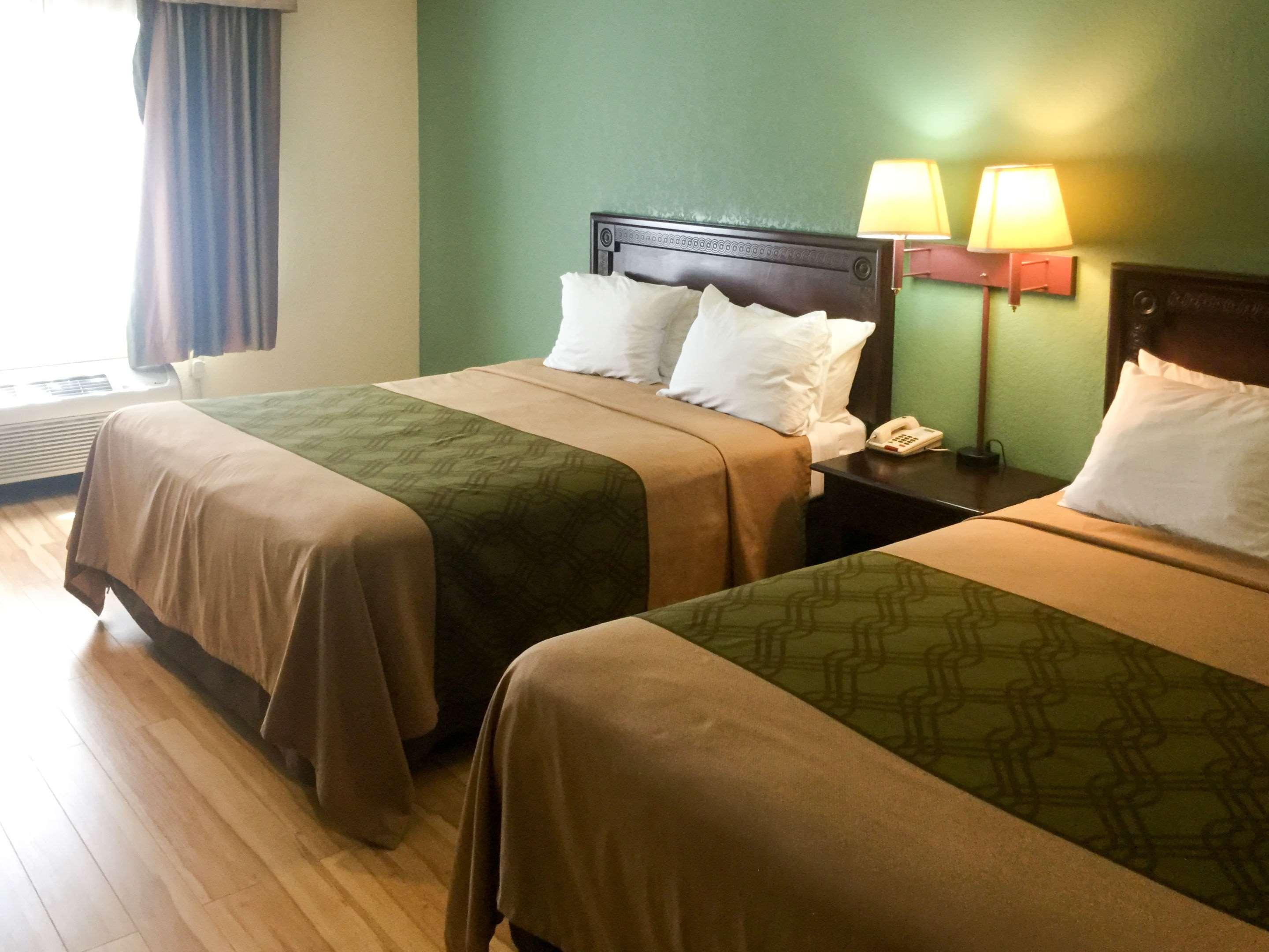 ROOM, 2 QUEEN BEDS