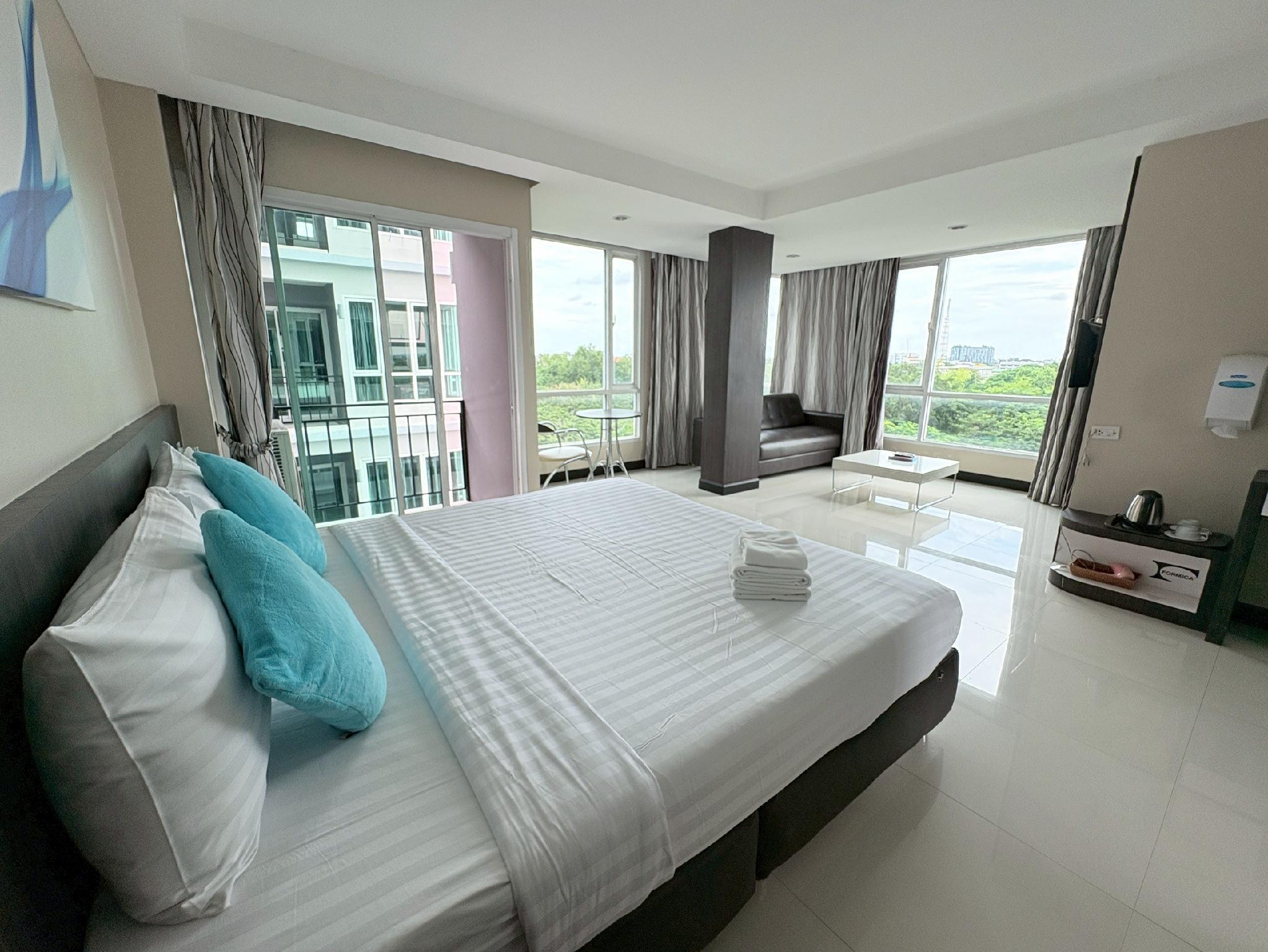 The Ozone Boutique Hotel 28/48