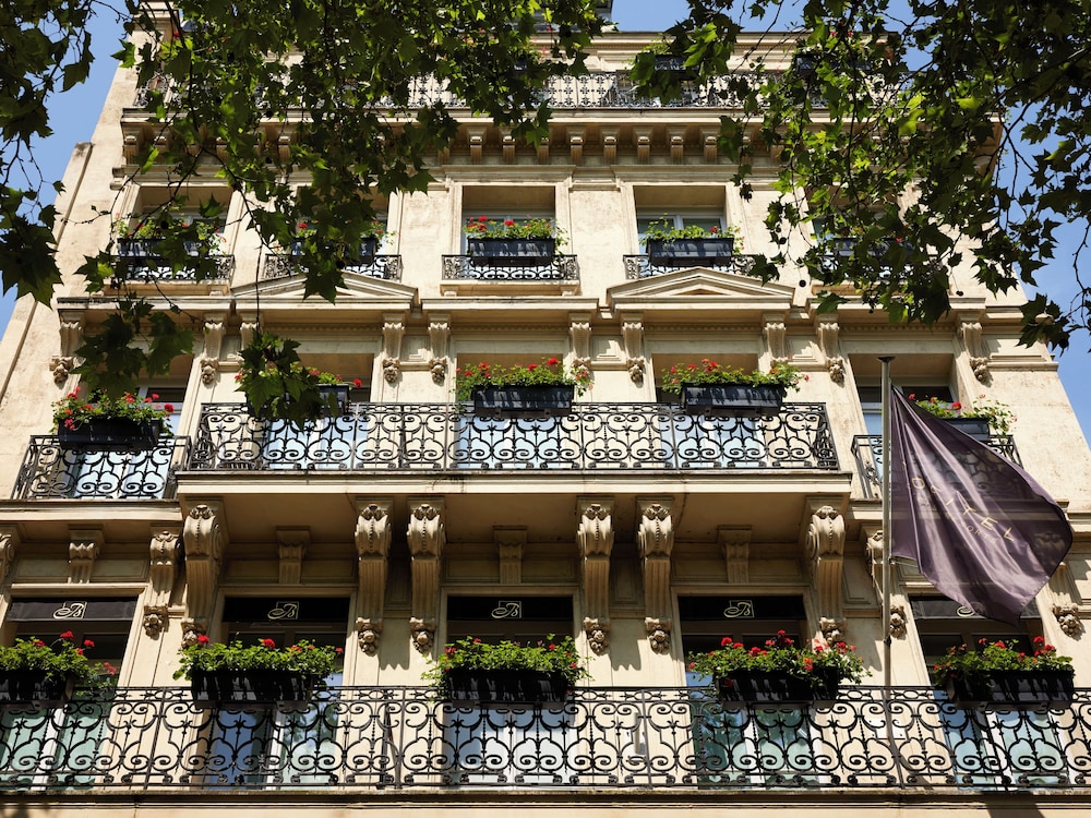 Sofitel Paris Baltimore Tour Eiffel in PARIS