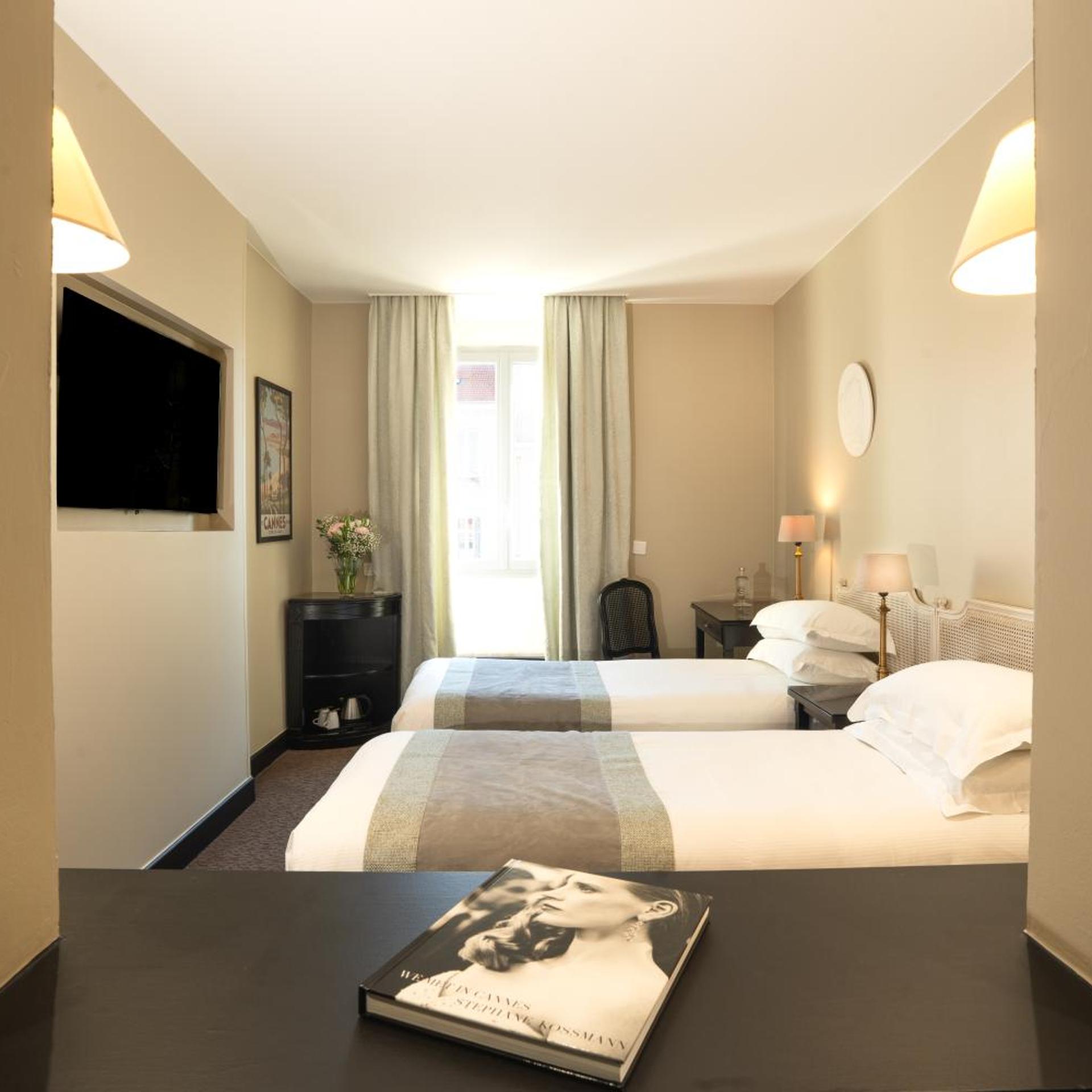 Executive, Le Cavendish 4/9