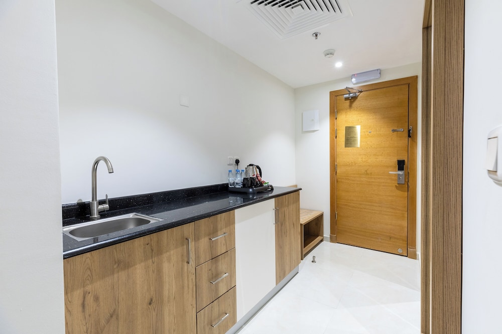 فندق وأجنحة تايم ربا(TIME Ruba Hotel & Suites) 33/80